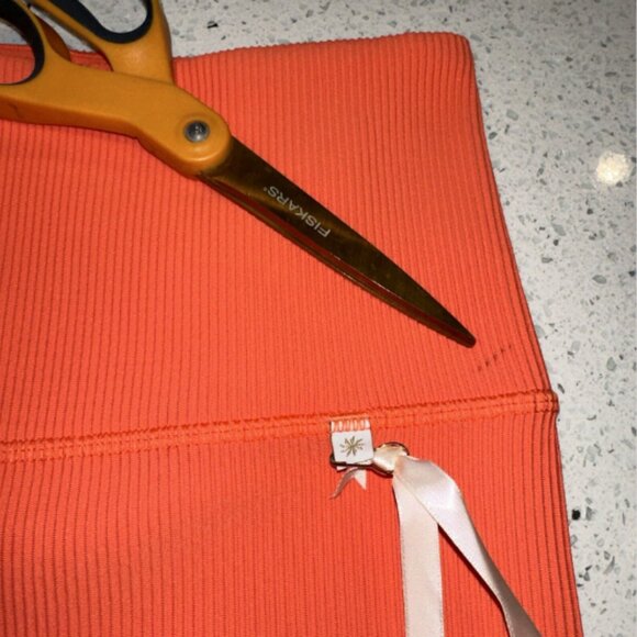 Athleta x Alicia Keys size 1X Jewel Orange Ribbed Elation Tight Leggings NWT - Picture 14 of 14